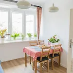 Cosy Apartment 2